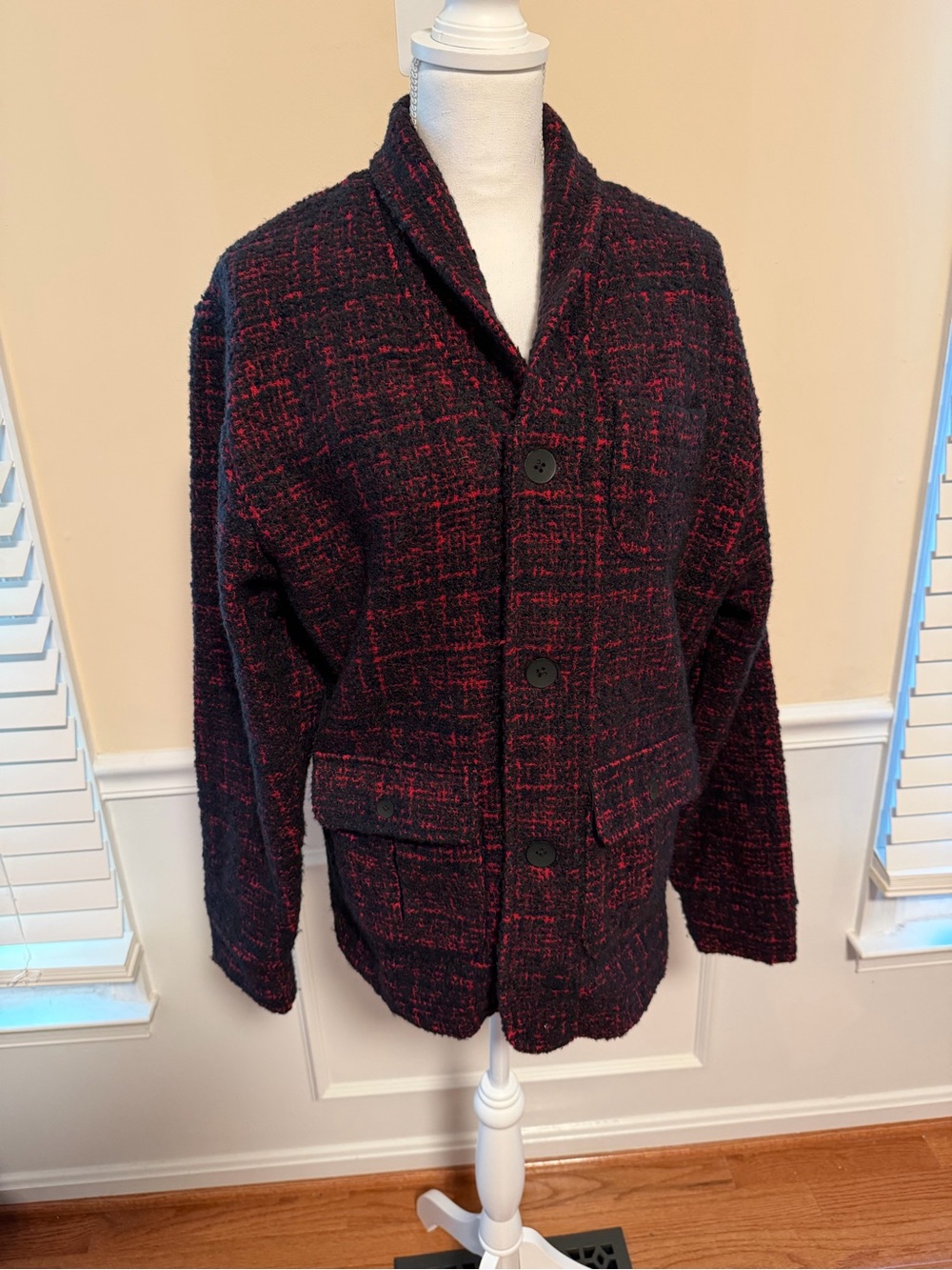 Men's Decedents of thieves Shawl-Collar Bouclé Jacket in Black with Red Accents
